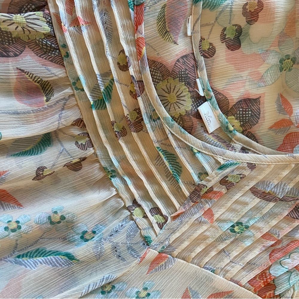Summer blouse - Picture 2 of 4